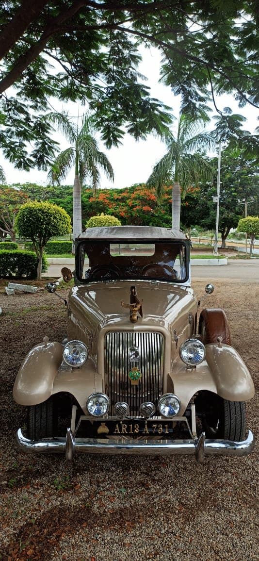 Classic Elegance — luxury wedding car in Hyderabad